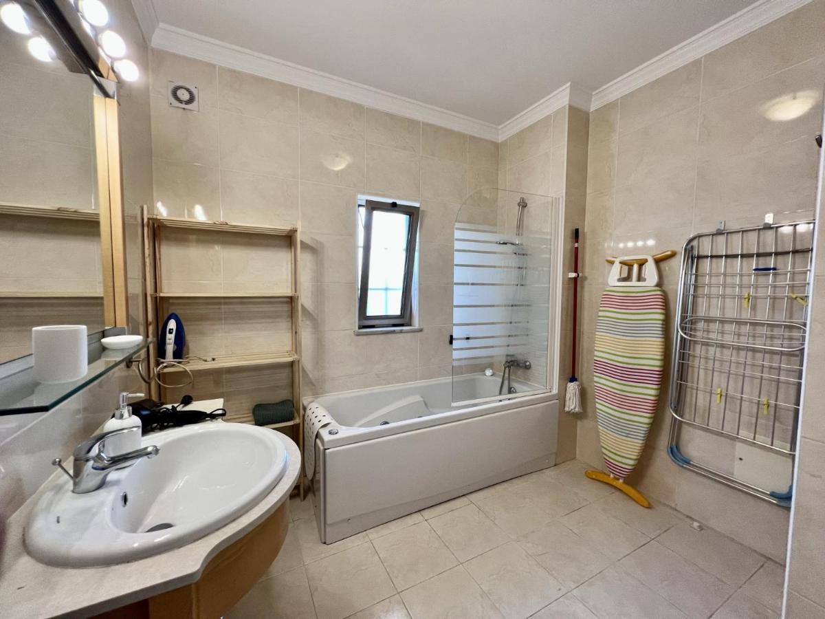 Ferienwohnung Albufeira Terrace With Pool By Homing Exterior foto