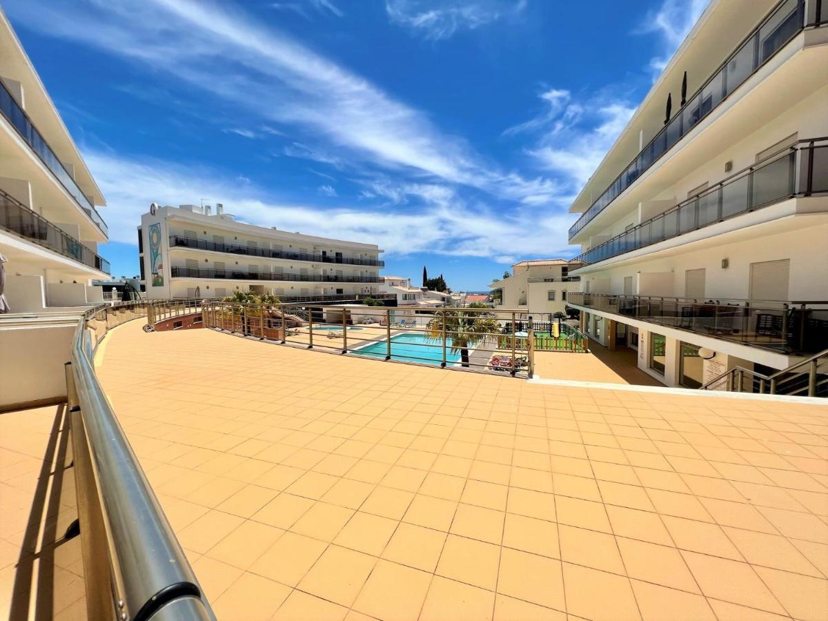 Ferienwohnung Albufeira Terrace With Pool By Homing Exterior foto